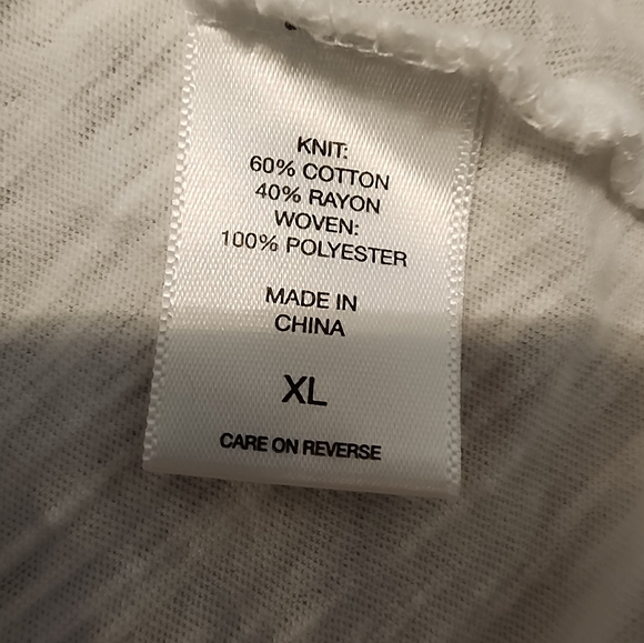 SOHO Women's Cold Shoulder Lightweight Tunic - Picture 10 of 10